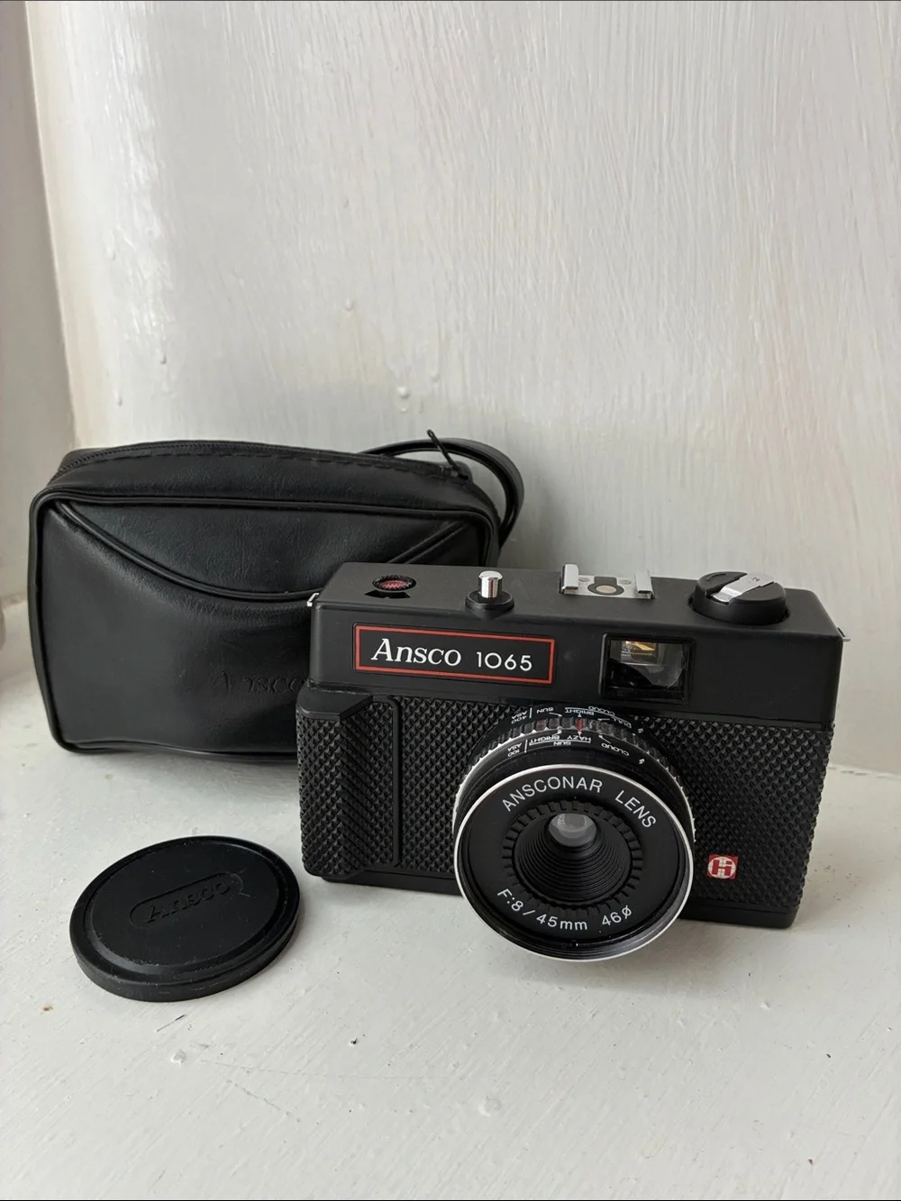 Vintage Ansco 1065 Compact 35mm Film Camera